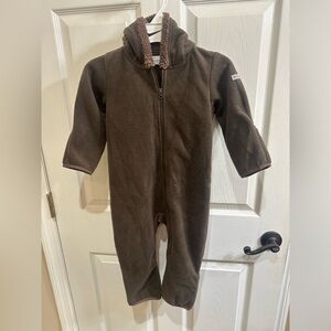Columbia Fleece Bunting 
18-24 months 
Brown
Smoke/Pet free home